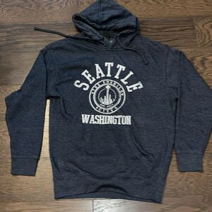 Soft Gray Fleece Seattle Washington Space Needle Hooded Hoodie Sweatshirt L